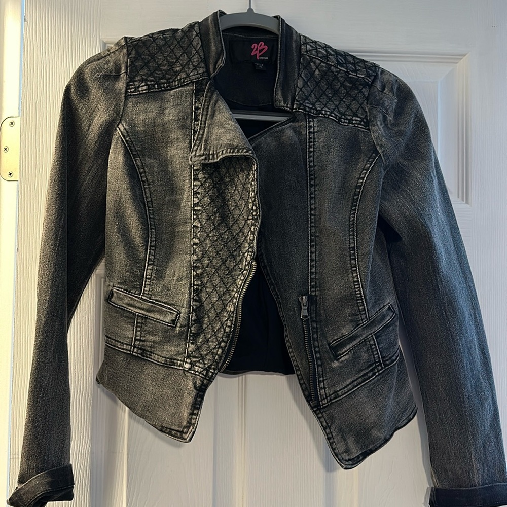 EUC Women’s Bebe Jean Jack